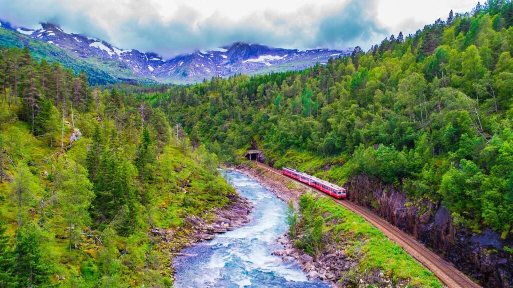 Bergen to Oslo train line 1