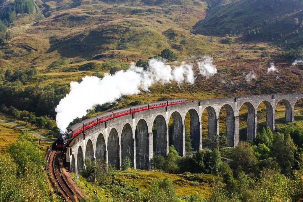 jacobite steam train 2128 xl