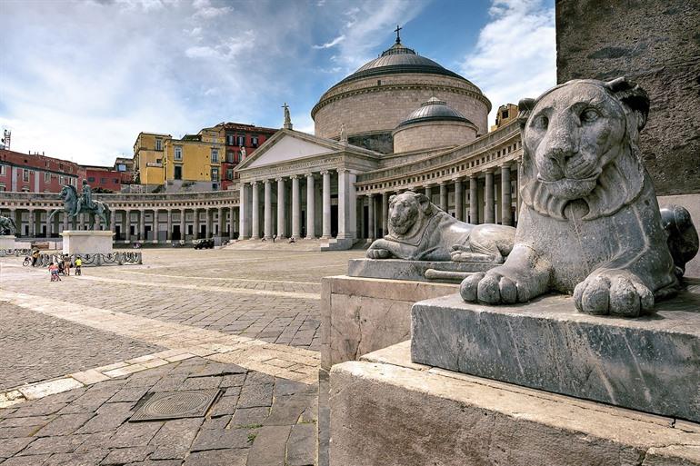basilica di san fransesco di paola 1559 ml